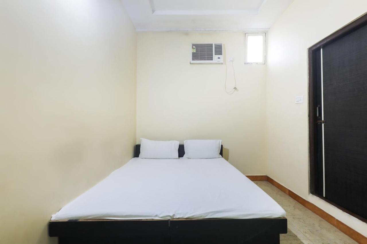 Spot On 48832 Balaji Parisar Hotell Ujjain Eksteriør bilde