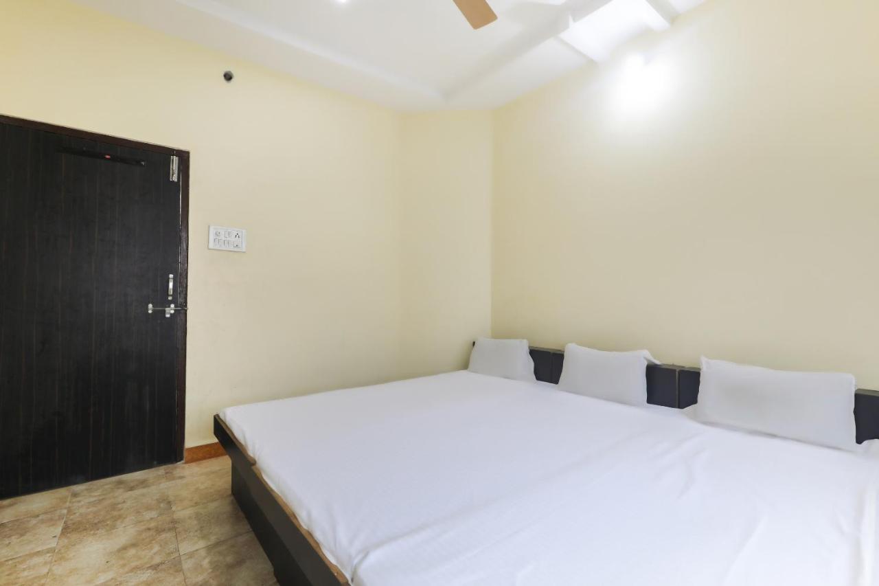 Spot On 48832 Balaji Parisar Hotell Ujjain Eksteriør bilde